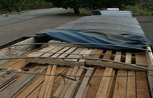 PMA autua madeireiro por transporte ilegal de madeira apreendida pela PRF