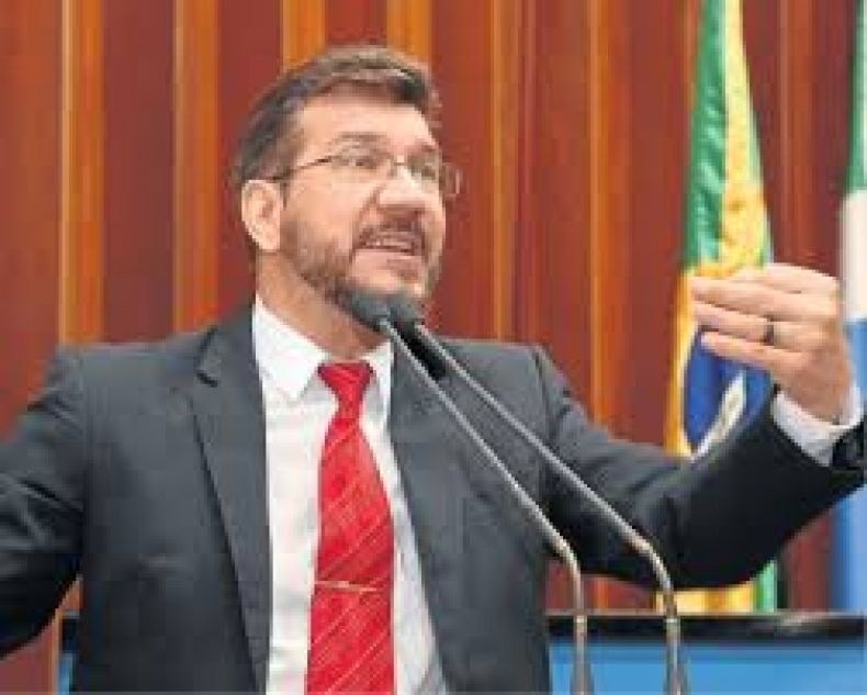 Kemp exige divulgação de relatório do teor de agrotóxicos na água para consumo Deputado estadual Pedro Kemp (PT/MS) / Foto: Divulgação