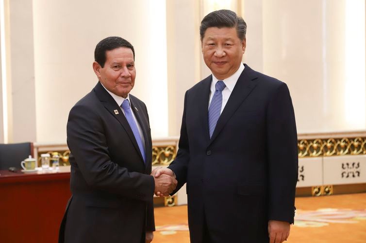 Na China, Mourão preside a 5ª reunião da Cosban Vice-Presidente da República, Hamilton Mourão, durante Audiência com o Presidente da República popular da China, Xi Jinping / Foto: Adnilton Farias/VPR