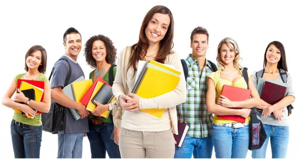 Também podem participar do programa estudantes com deficiência e professores da rede pública.