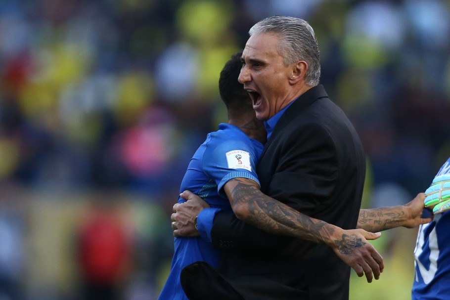 Brasil enfrenta o Equador pelas Eliminatórias da Copa do Mundo Equador x Brasil, em 2016, marcou a estreia do técnico Tite.