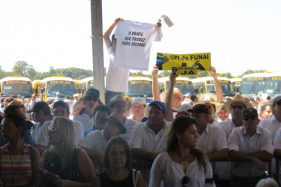 Produtores rurais farão manifestação nesta sexta-feira (14) Produtores rurais farão manifestação nesta sexta-feira (14)