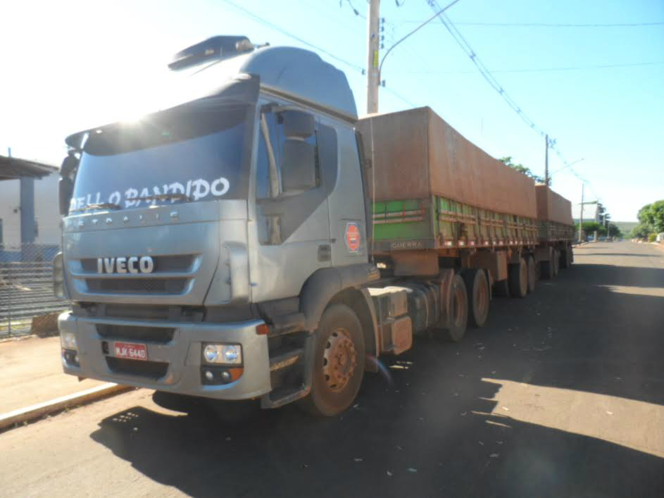 PMA autua madeireira de Mato Grosso com carga de madeira ilegal