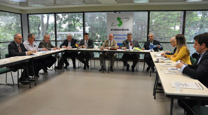 Mato Grosso do Sul debate gás natural em encontro do Codesul A intenção de tratar o tema no âmbito do Codesul é que futuramente as distribuidoras da região Sul se unam e formem um consórcio para a direta compra do gás natural.Foto: Divulgação