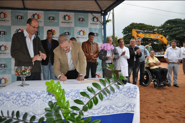 Amambai entrega pacote de obras na sexta-feira (18) Deputado Geraldo Resende integra comitiva do governador André na entrega de obras de Amambai.