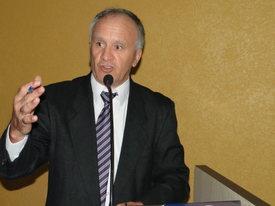 Roberto Dias reivindica Academia ao Ar Livre para a Polícia Militar de Amambai Presidente do legislativo de Amambai, vereador Roberto Dias (PSDB) / Foto: Moreira Produções