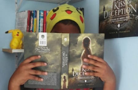 Menino é alvo de racismo em sua página sobre livros no Instagram Crédito: Reprodução/InstagramCriança de 12 anos é vítima de racismo em seu perfil sobre livros