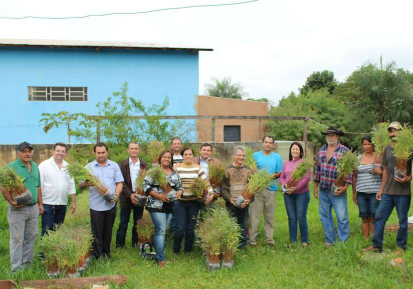 Cel. Sapucaia está atendendo os pequenos agricultores