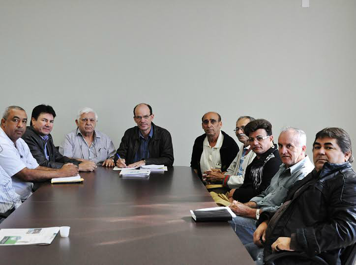 Prefeitura de Amambai assina 214 mil reais em convênios com entidades