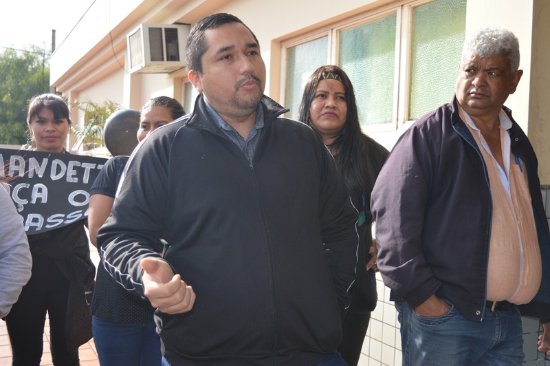 Com salários atrasados, funcionários da Sesai fazem protesto em Amambai Yuri Faustino, coordenador técnico da Missão Caiuás / Foto: Moreira Produções