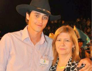 Fael e a mãe, a vereadora Silvana Cordeiro