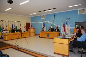 Resumo da sessão do dia 25 da Câmara de Vereadores Vereadores de Amambai durante sessão ordinária no legislativo municipal.