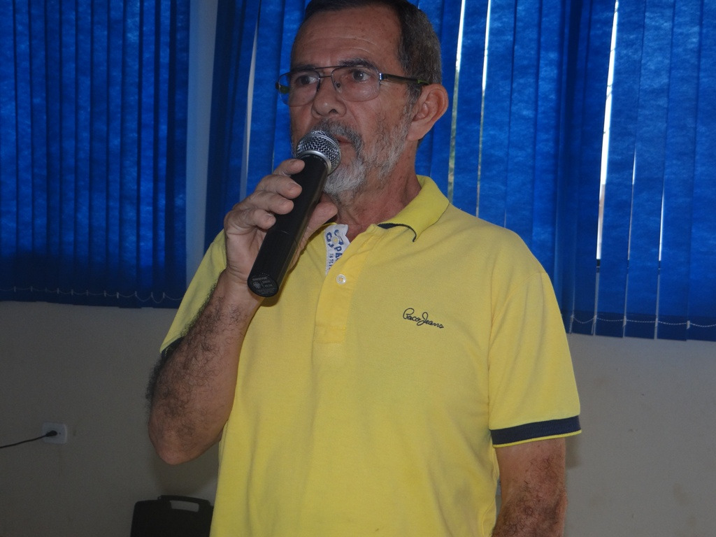 Presidente do Simted de Amambai, professora Humberto VilhalvaFoto: Moreira Produções