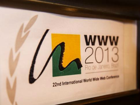 Conferência reúne cerca de 1,2 mil pessoas no Rio de Janeiro e recebe o “criador da web”, Tim Berners-Lee (NIC.br)