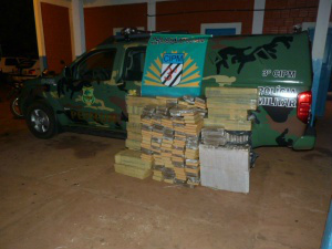 Vendedor é preso com pouco mais de meia tonelada de maconha na MS-289
