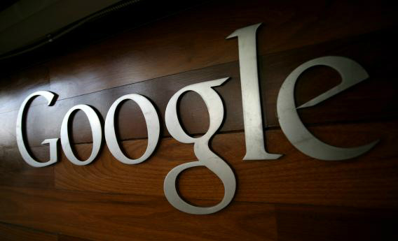 Google cria cérebro artificial capaz de detectar rostos em imagens distintas