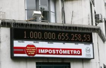 Brasileiros já pagaram R$ 1 trilhão em impostos em 2010
