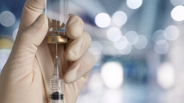 Homens e mulheres podem se vacinar contra HPV até março de 2018