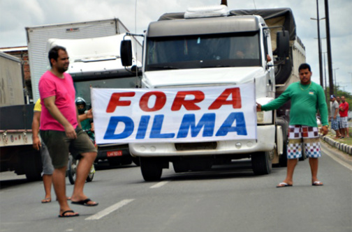 Greve de caminhoneiros: direita acionou o 'faça-se o caos'? Greve de caminhoneiros: direita acionou o 'faça-se o caos'?