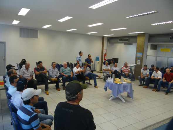 Produtores de Amambai terão crédito antecipado no Banco do Brasil Cerca de 30 produtores rurais participaram do lançamentoFoto: Moreira Produções