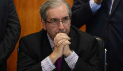 Câmara reajusta verba de gabinete e libera passagens para cônjuge de deputados Cunha: impacto das medidas não deve atingir 5% do orçamento da Casa / Foto: Fabio Pozzebom/Agência Brasil