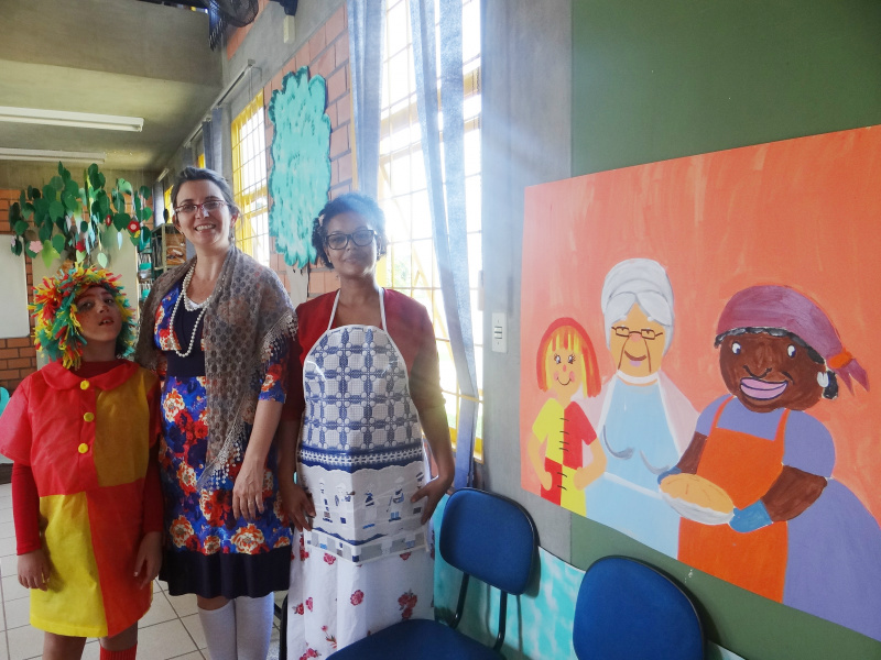 A apresentação visa gerar o interesse dos alunos pela leitura. / Foto: Moreira Produções