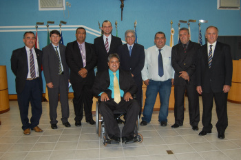 Com mais quatro, Amambai terá 13 vereadores em 2012 Vereadores de Amambai: (em sentido horário) Prego, Cristino, Carlinhos, Luciney, Coconho, Brito, Roberto Dias (que substituirá Roberto Perez) e Daniel.