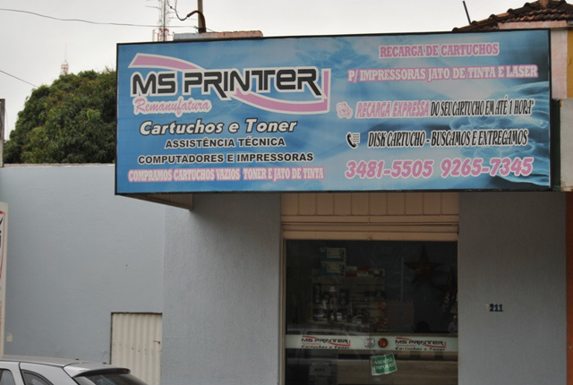 MS Printer, na Avenida Pedro Manvailer, em frente à Praça Coronel Valêncio de Brum. Foto: Moreira Produções.