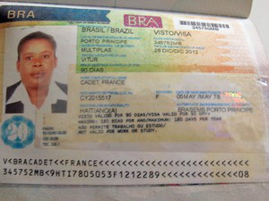 Brasil vai ampliar concessão de vistos para haitianos Brasil vai ampliar concessão de vistos para haitianos