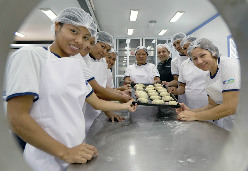 Cras de Amambai define cursos do Pronatec 2014 para indígenas Serão 60 vagas distribuídas em quatro turmas de 15 pessoas; neste ano tem um diferencial, será aplicada uma turma de cada curso em cada aldeia.