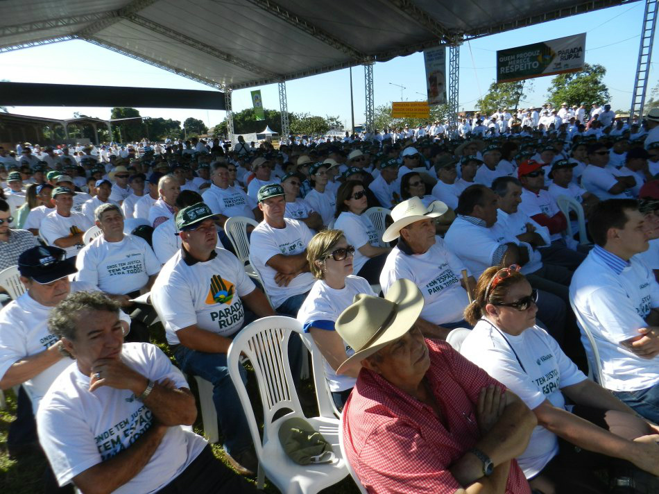Manifestação pela paz no campo reúne mais de 5 mil produtores em MS