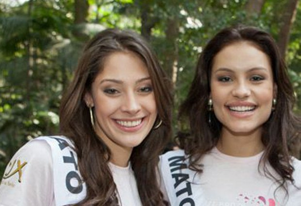 'Estou muito confiante', diz candidata de MS que disputa o Miss Brasil Miss MS, Raiza Vidal (esquerda), e a amiga, a Miss MT, Jéssica Duarte (Foto: Divulgação/Miss Brasil)