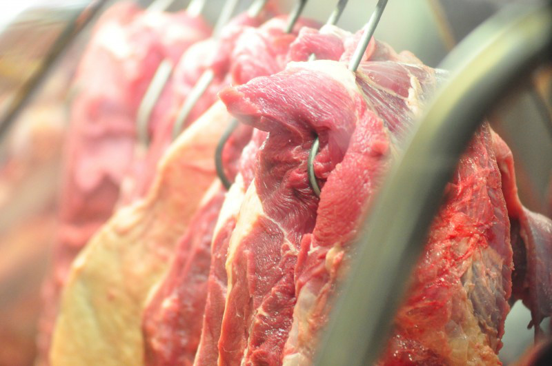 Chega a 14 números de países que suspendem importação de carne brasileira Foto: Divulgação
