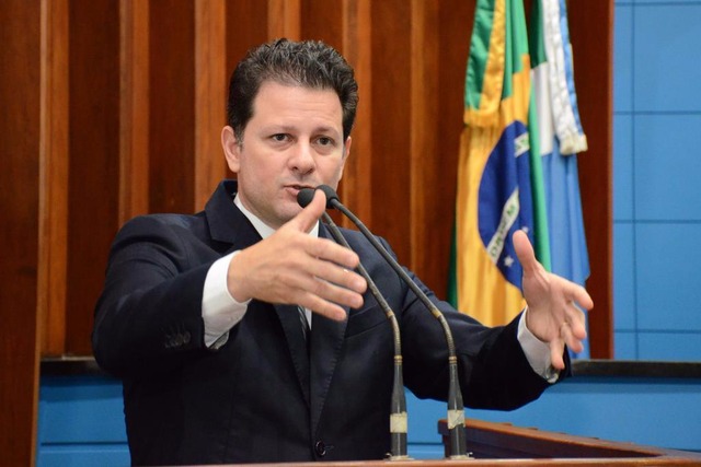O deputado estadual Renato Câmara é o autor da nova lei que beneficia os idosos