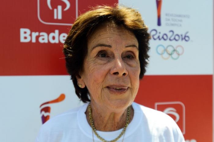 Morre Maria Esther Bueno, maior tenista brasileira Maria Esther Bueno