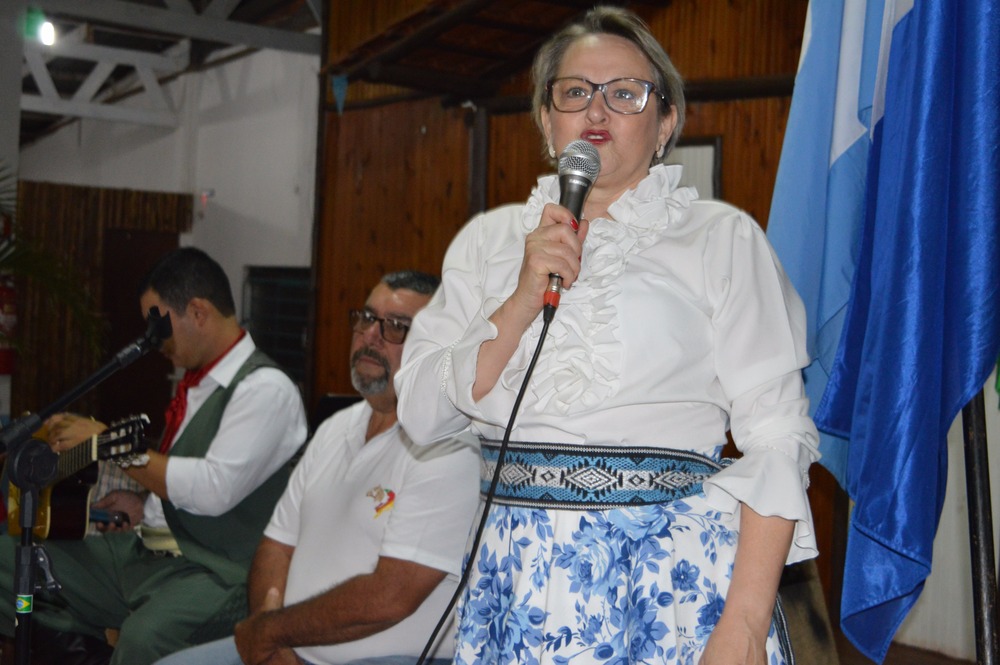 Marlene Rossi, patroa do CTG Sentinela de Amambai / Foto: Moreira Produções