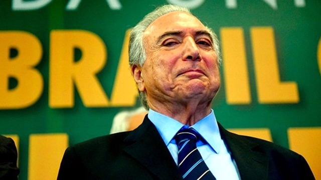 Temer estuda possibilidade de exonerar ministros para votarem contra denúncia Temer estuda possibilidade de exonerar ministros para votarem contra denúncia