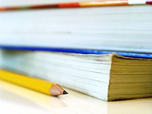 Relação de livros didáticos para o ano de 2014 é aprovada