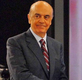Aplaudido pelos indecisos, Serra vence debate da Globo Aplaudido pelos indecisos, Serra vence debate da Globo
