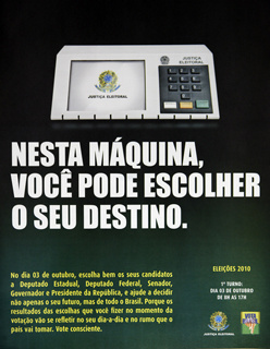 Comparecimento de eleitores no 1º turno foi maior no final da manhã Comparecimento de eleitores no 1º turno foi maior no final da manhã