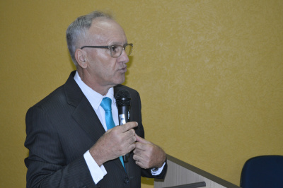 Prefeito de Amambai indica novo líder no legislativo O vereador Roberto Dias (PSDB) já exerceu a função de liderança do executivo no legislativo, durante a administração do prefeito Sérgio Barbosa (PMDB) / Foto: Moreira Produções