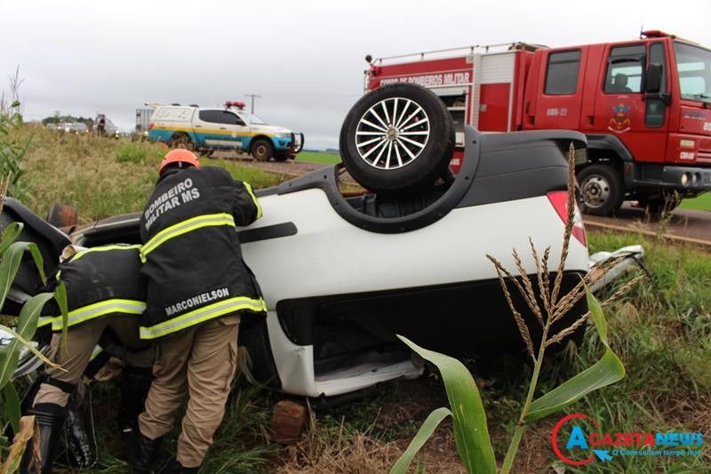 Acidente entre pick-up e carreta na MS-386 mata morador de Amambai Foto: Vilson Nascimento