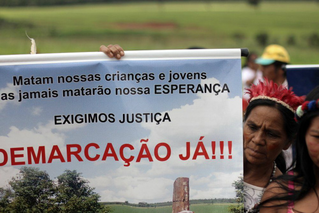 Jagunços prometem despejar Kaiowás “com as próprias mãos” Fazendeiros aterrorizam indígenas com o objetivo de reaver terras tomadas por eles / Foto: Divulgação