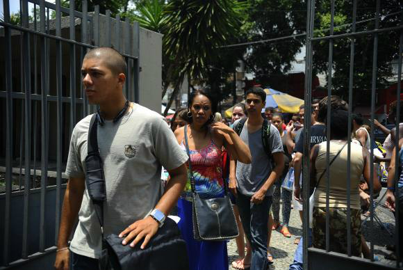 Enem tem 7,7 milhões de inscrições confirmadas; número menor que de 2014