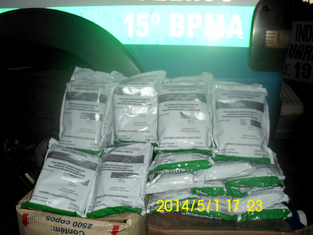 PMA e PM de Amambai apreendem agrotóxico contrabandeado do Paraguai em ônibus