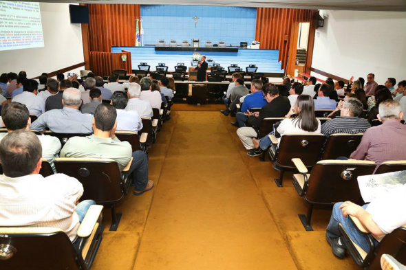 TRE apresenta alterações na propaganda eleitoral introduzidas pela minirreforma Vereadores de todo o MS participaram de capacitação sobre processo eleitoral / Foto: Victor Chileno