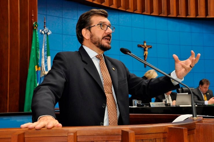 Pedro Kemp abordou matérias veiculadas na imprensa sobre os salários pagos à dirigentes sindicais / Foto: Luciana Nassar