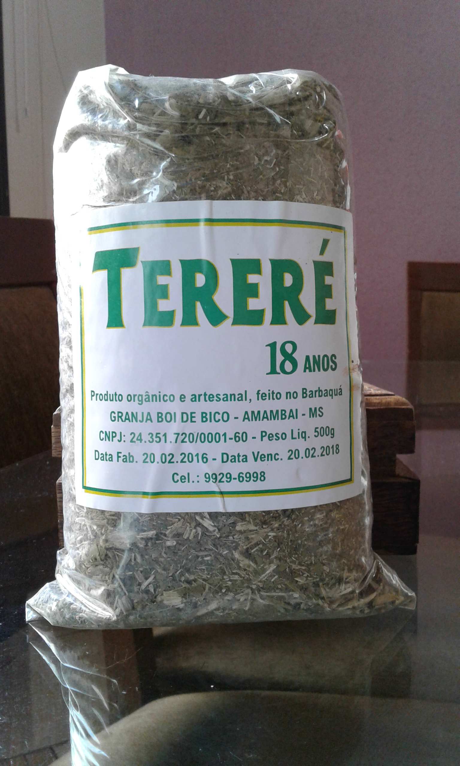 Em Amambai, produção de erva-mate resgata tradição e apresenta rentabilidade O Produto final, a Erva-Mate Tereré 18 – o nome da marca é uma referência ao período que produz a cultura - é um produto orgânico artesanal diferenciado.