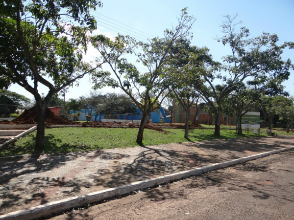 Local onde está sendo construído do Centro Cultural de Amambai.