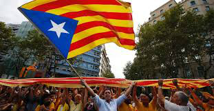 Governo espanhol reúne ministros para consultar sobre independência da Catalunha